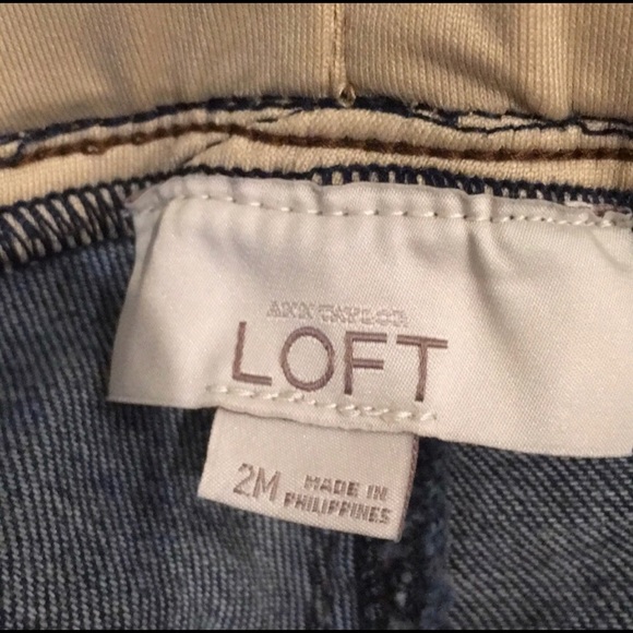 Loft Maternity jeans - Picture 3 of 4
